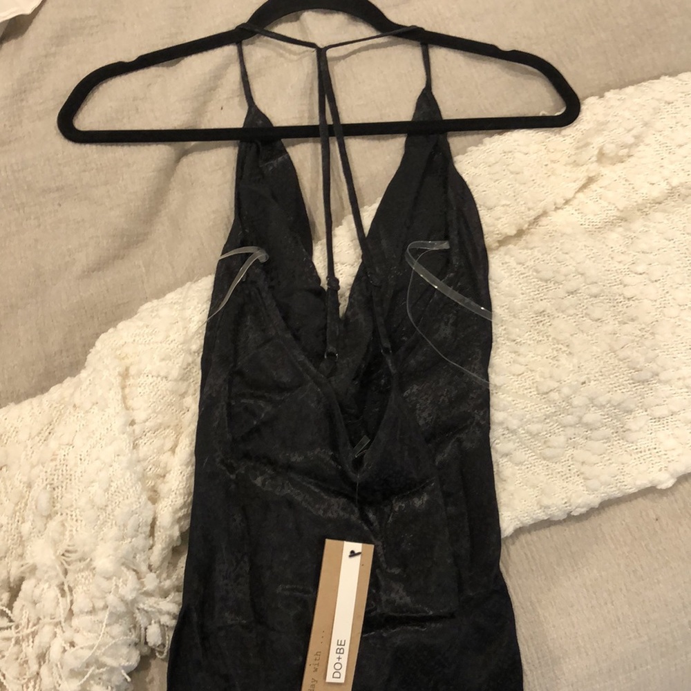 BLACK DRESS - Picture 3 of 4